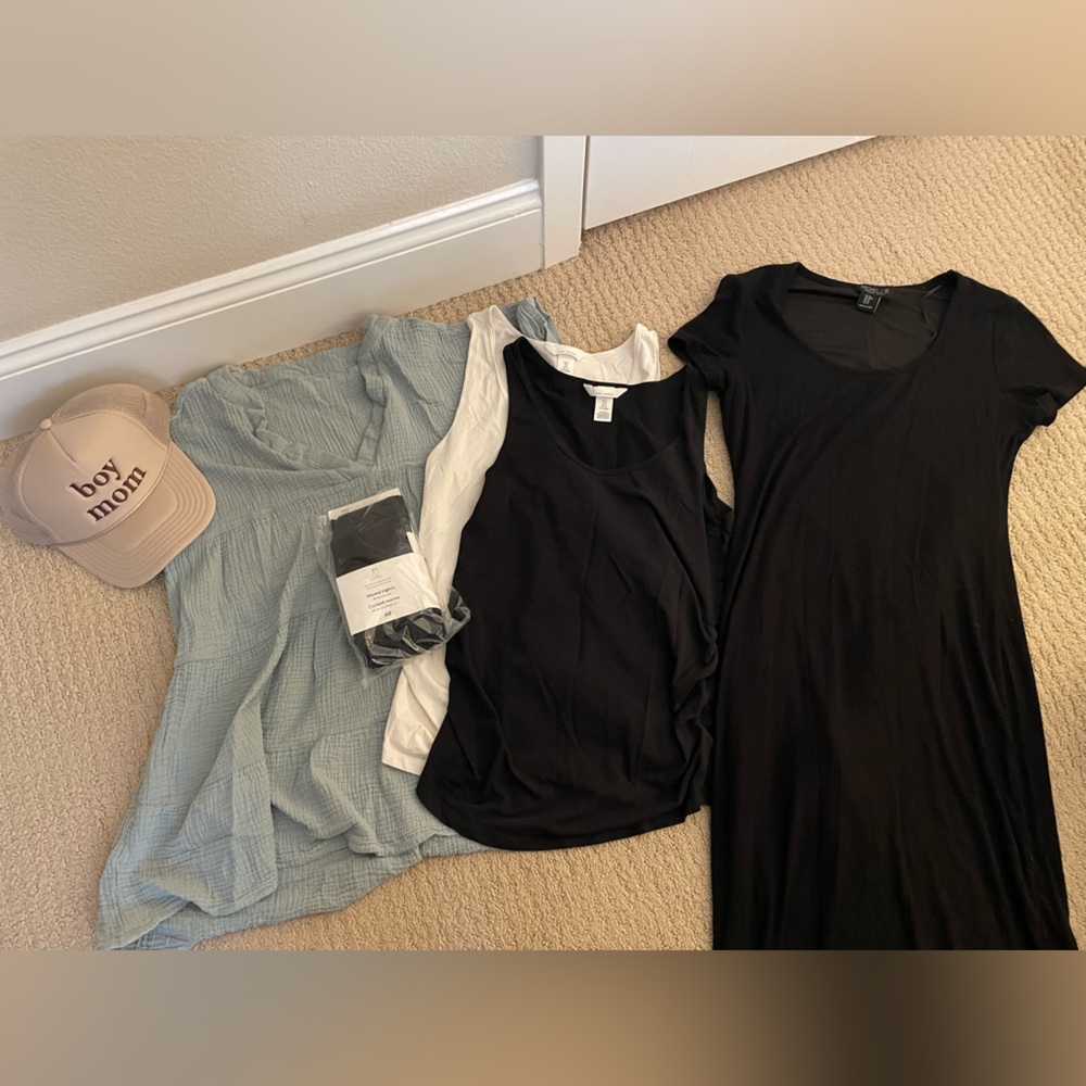 Maternity Essentials Bundle! - image 5